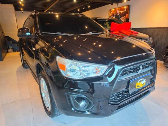MITSUBISHI ASX 2.0 4X2 16V GASOLINA 4P AUTOMÁTICO MITSUBISHI ASX 2.0 4X2 16V GASOLINA 4P AUTOMÁTICO